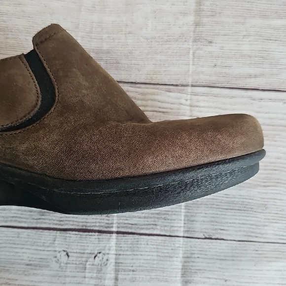 Dansko Sz 38 Brown Flats Sleek Slip-On Loafers - Picture 12 of 15